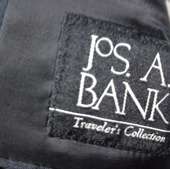 Jos A Bank Traveler Collection 2Btn/2Vent Gray Suits 44XL W38 Ins 34.5 (19) - Picture 8 of 11